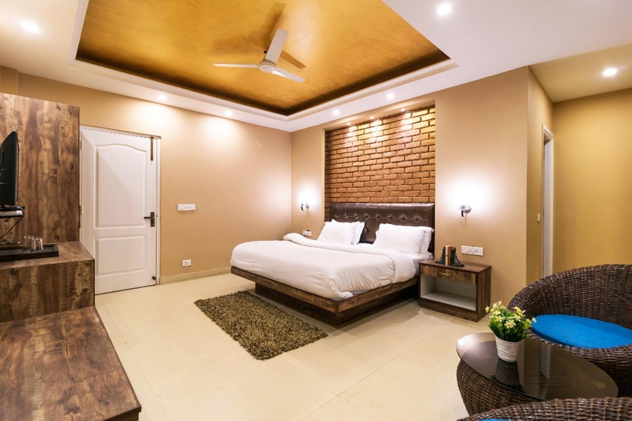 Nirvana Lodge And Lounge Mussoorie Kültér fotó