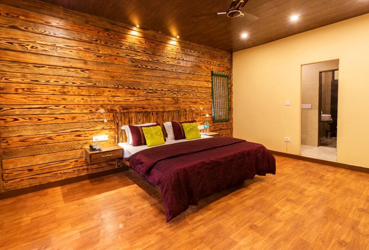 Nirvana Lodge And Lounge Mussoorie Kültér fotó
