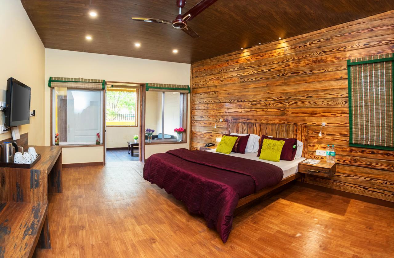 Nirvana Lodge And Lounge Mussoorie Kültér fotó