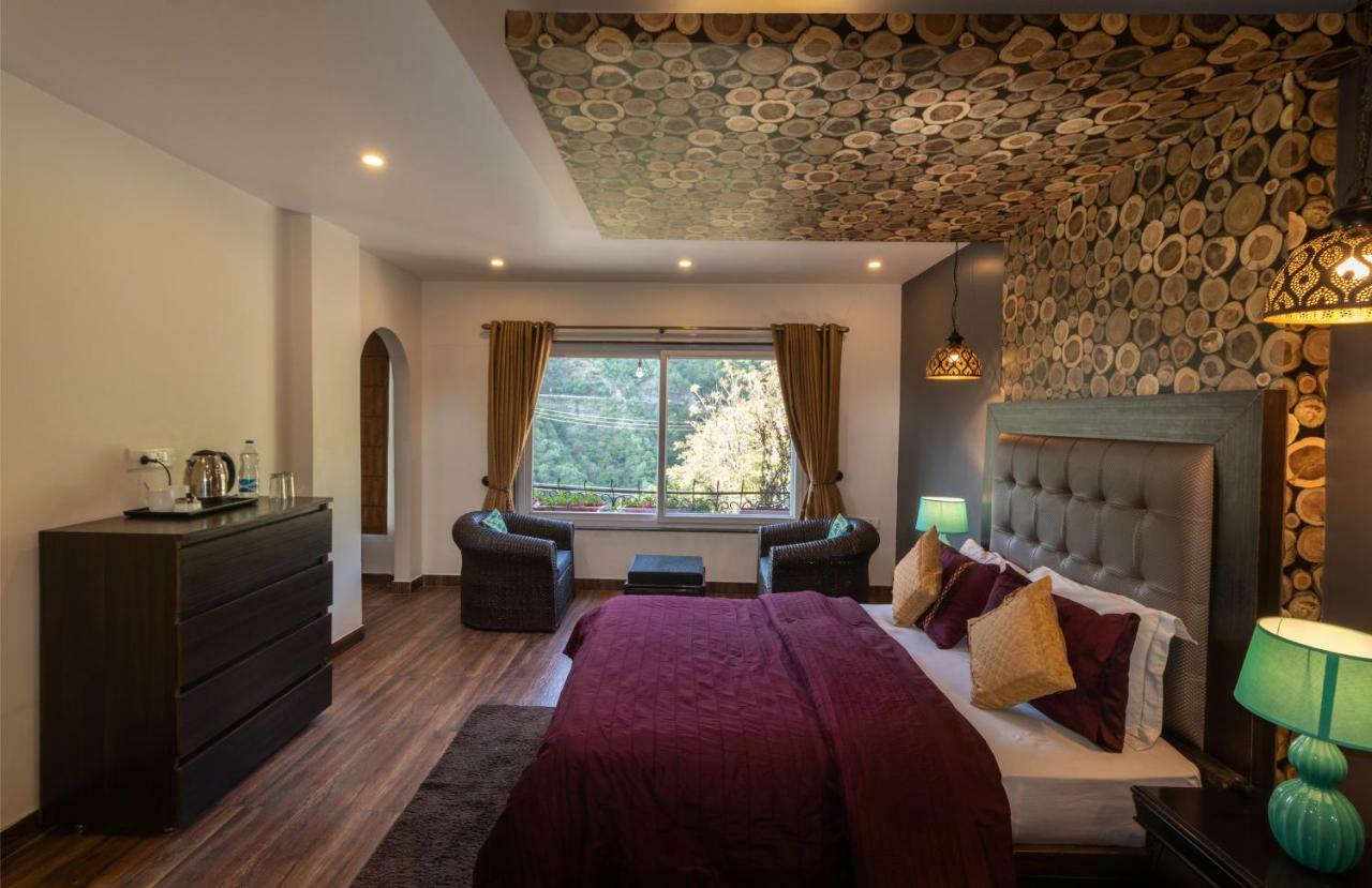 Nirvana Lodge And Lounge Mussoorie Kültér fotó